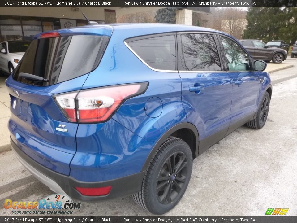 2017 Ford Escape SE 4WD Lightning Blue / Charcoal Black Photo #2