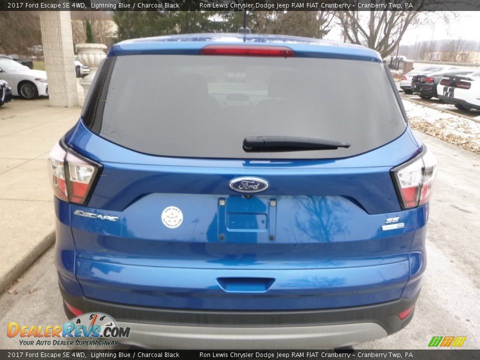 2017 Ford Escape SE 4WD Lightning Blue / Charcoal Black Photo #8