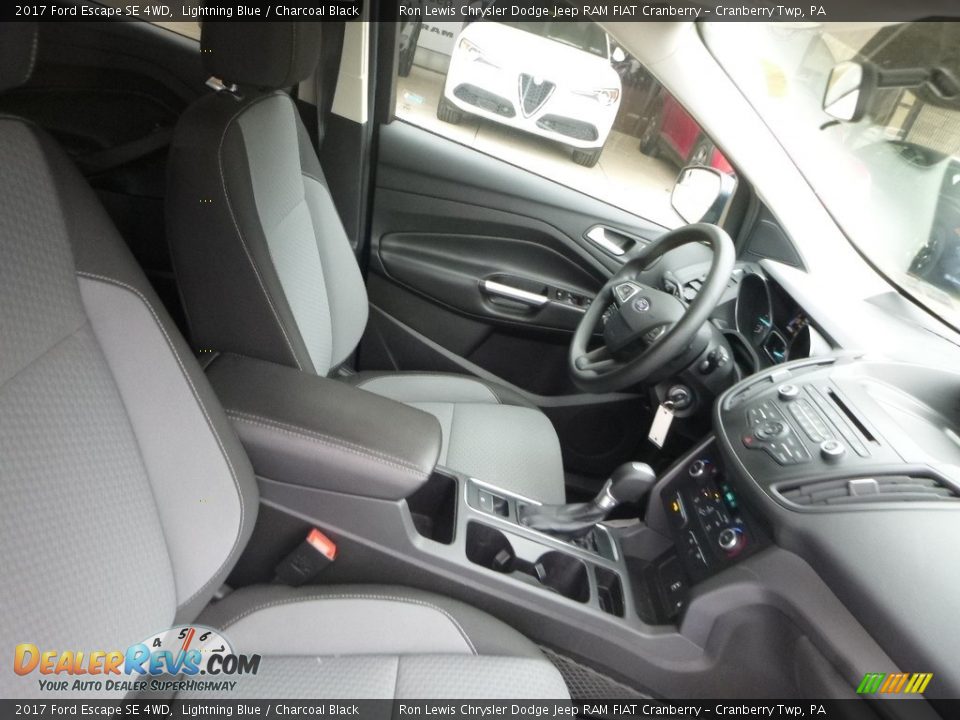 2017 Ford Escape SE 4WD Lightning Blue / Charcoal Black Photo #11