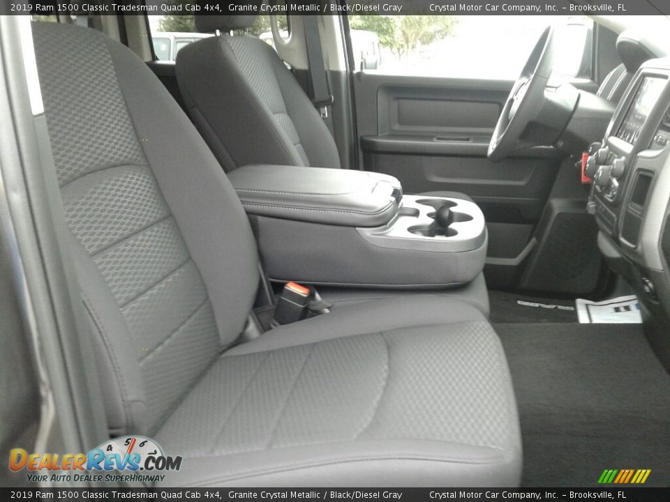 2019 Ram 1500 Classic Tradesman Quad Cab 4x4 Granite Crystal Metallic / Black/Diesel Gray Photo #12