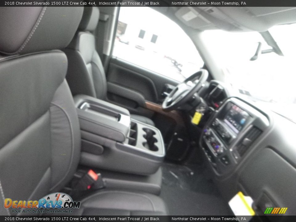 2018 Chevrolet Silverado 1500 LTZ Crew Cab 4x4 Iridescent Pearl Tricoat / Jet Black Photo #10
