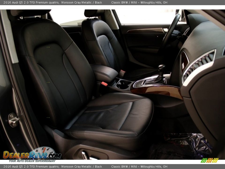 2016 Audi Q5 2.0 TFSI Premium quattro Monsoon Gray Metallic / Black Photo #16