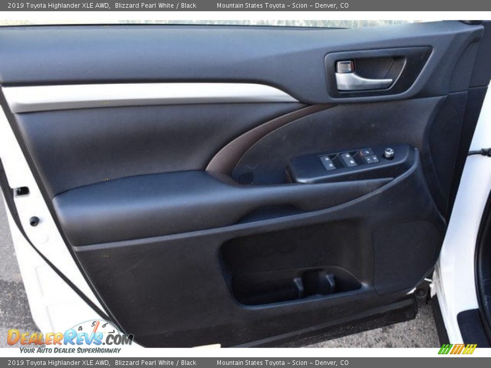 2019 Toyota Highlander XLE AWD Blizzard Pearl White / Black Photo #23