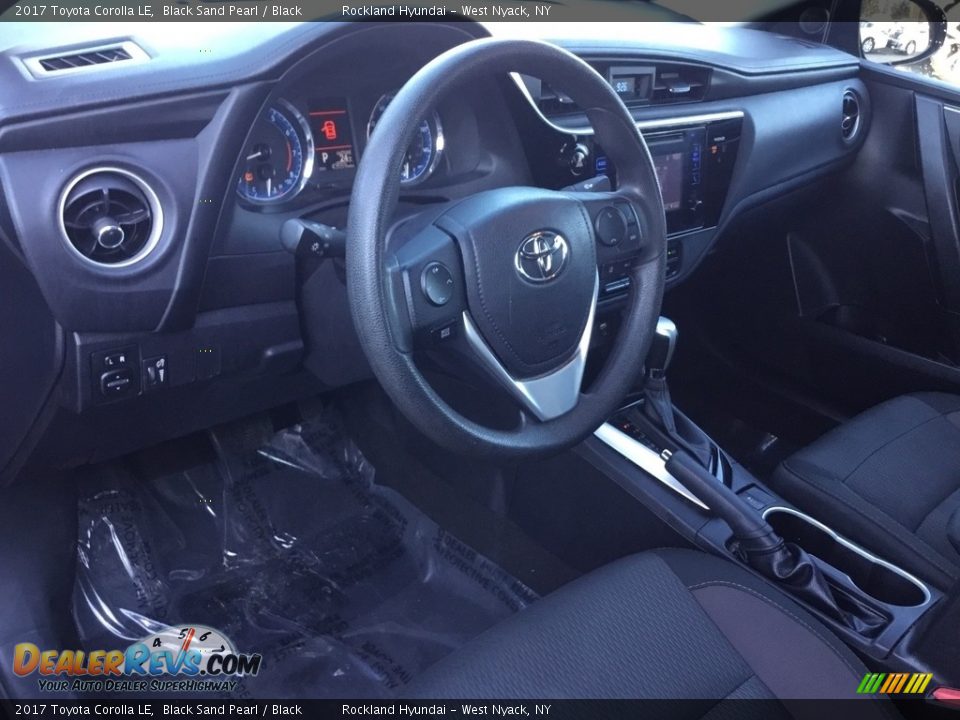 2017 Toyota Corolla LE Black Sand Pearl / Black Photo #10