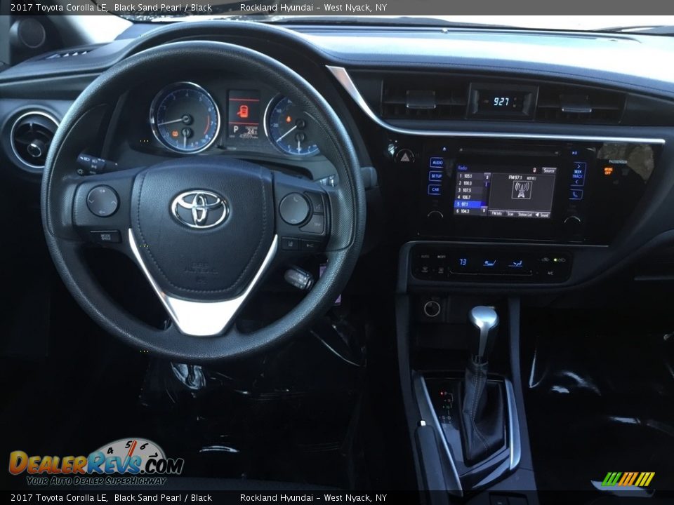 2017 Toyota Corolla LE Black Sand Pearl / Black Photo #13