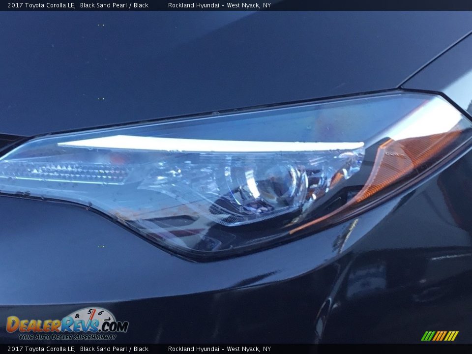 2017 Toyota Corolla LE Black Sand Pearl / Black Photo #29