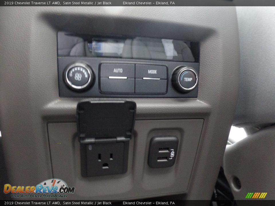 2019 Chevrolet Traverse LT AWD Satin Steel Metallic / Jet Black Photo #24