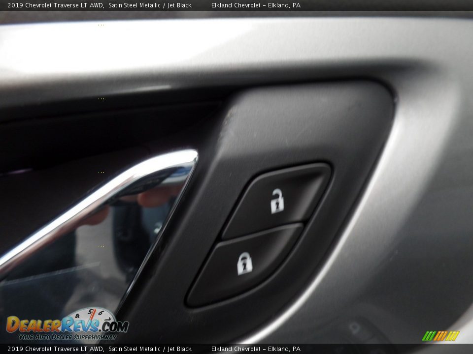 2019 Chevrolet Traverse LT AWD Satin Steel Metallic / Jet Black Photo #28