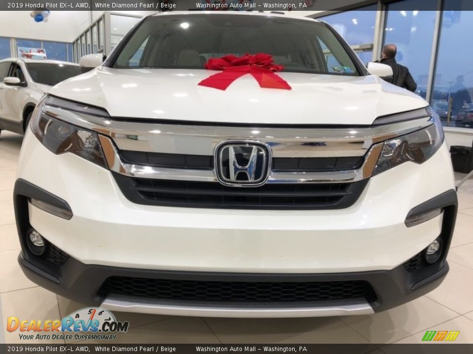 2019 Honda Pilot EX-L AWD White Diamond Pearl / Beige Photo #3