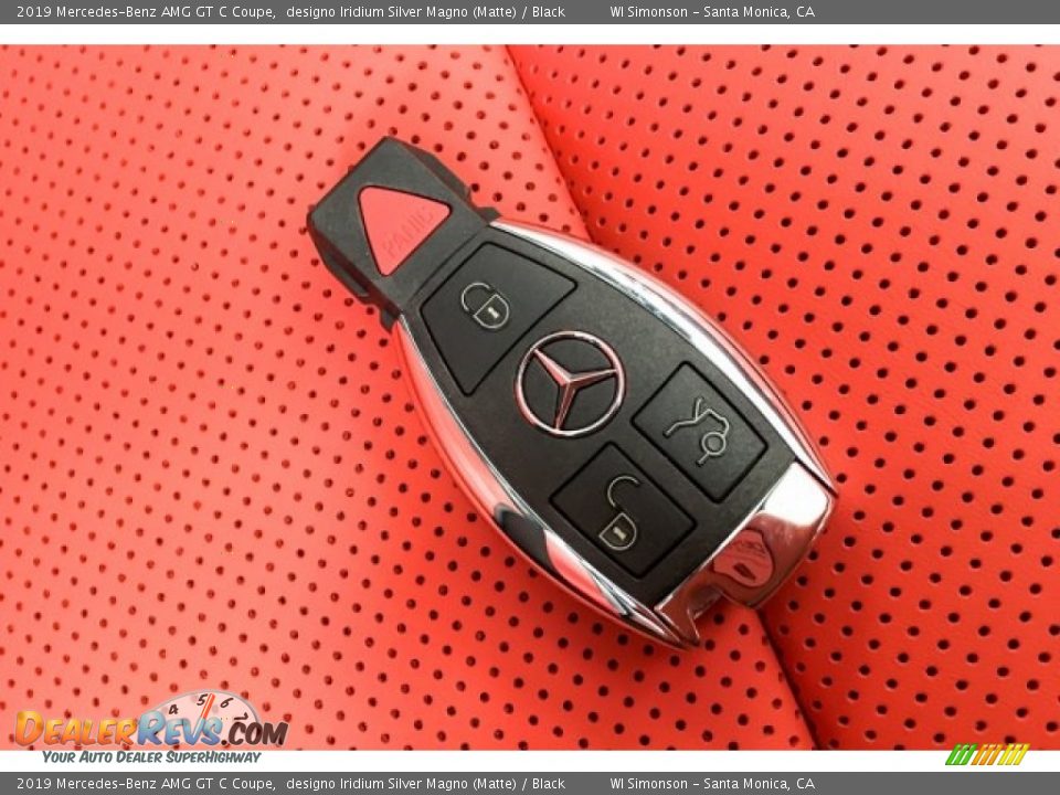 Keys of 2019 Mercedes-Benz AMG GT C Coupe Photo #11