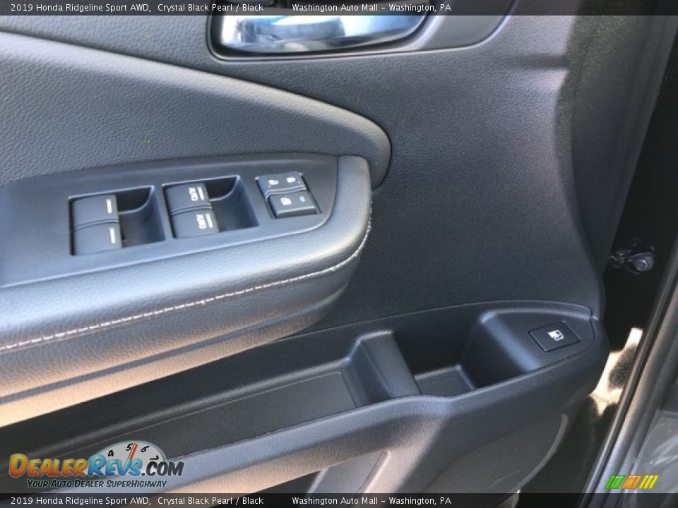 2019 Honda Ridgeline Sport AWD Crystal Black Pearl / Black Photo #10