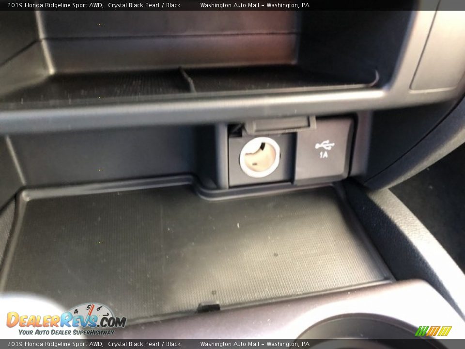 2019 Honda Ridgeline Sport AWD Crystal Black Pearl / Black Photo #17