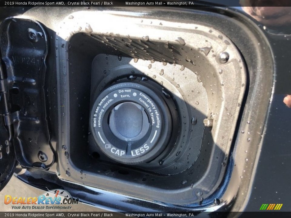 2019 Honda Ridgeline Sport AWD Crystal Black Pearl / Black Photo #24