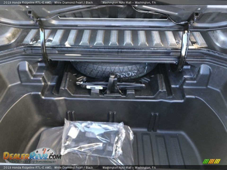 2019 Honda Ridgeline RTL-E AWD White Diamond Pearl / Black Photo #12