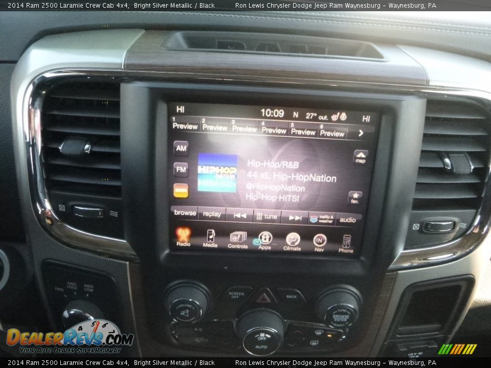 2014 Ram 2500 Laramie Crew Cab 4x4 Bright Silver Metallic / Black Photo #17