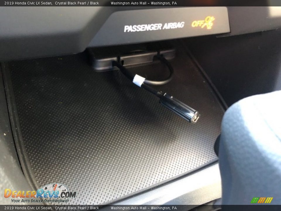 2019 Honda Civic LX Sedan Crystal Black Pearl / Black Photo #18