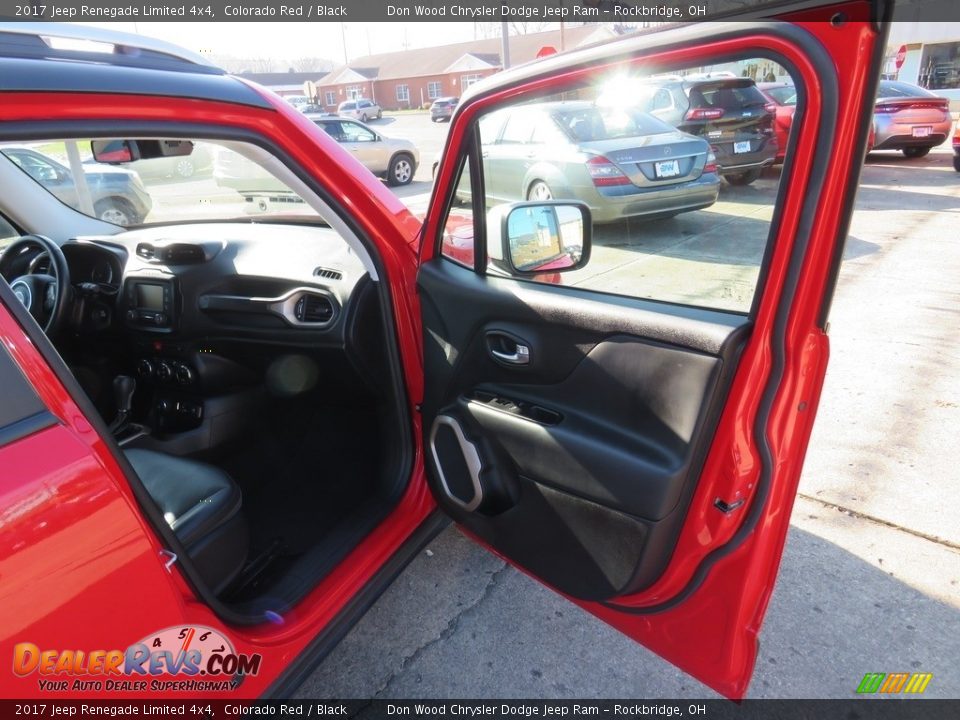 2017 Jeep Renegade Limited 4x4 Colorado Red / Black Photo #27