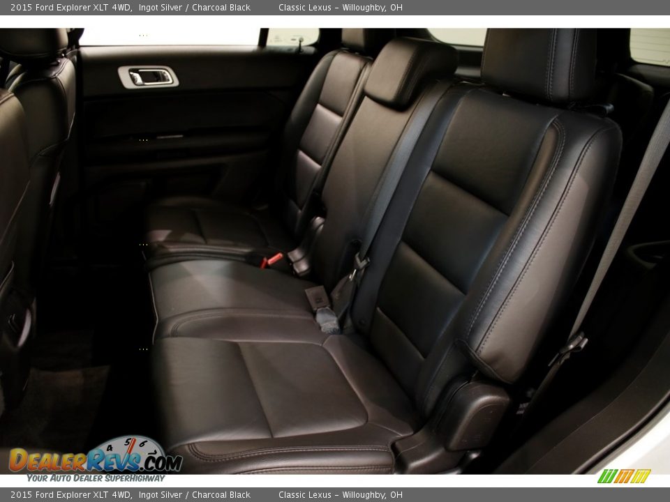2015 Ford Explorer XLT 4WD Ingot Silver / Charcoal Black Photo #19