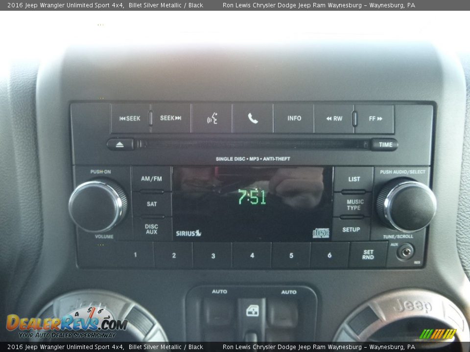 2016 Jeep Wrangler Unlimited Sport 4x4 Billet Silver Metallic / Black Photo #15