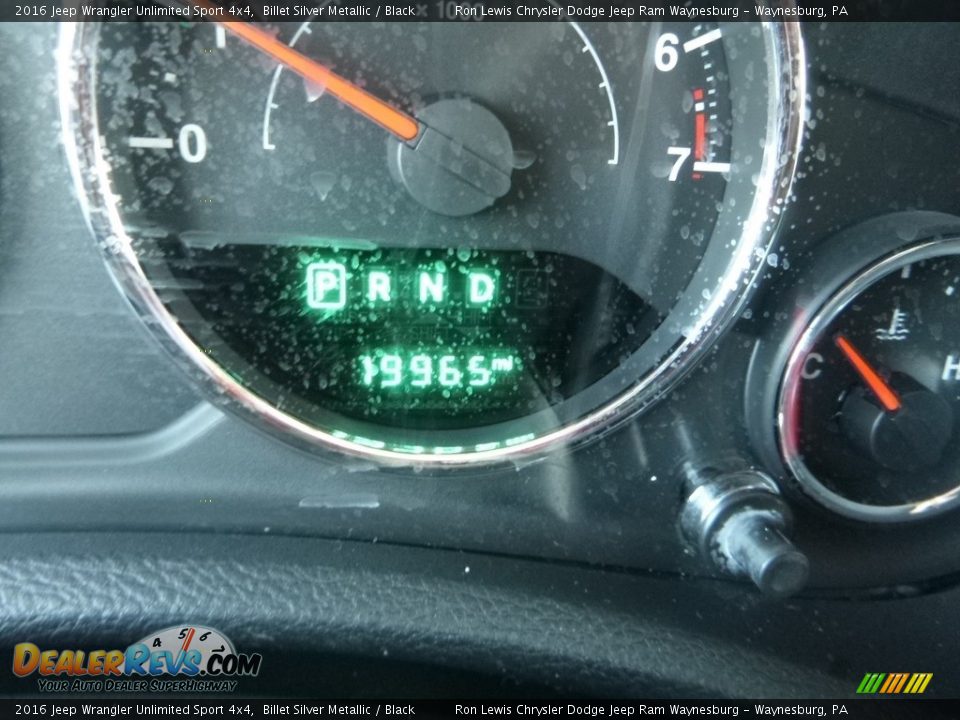 2016 Jeep Wrangler Unlimited Sport 4x4 Billet Silver Metallic / Black Photo #16