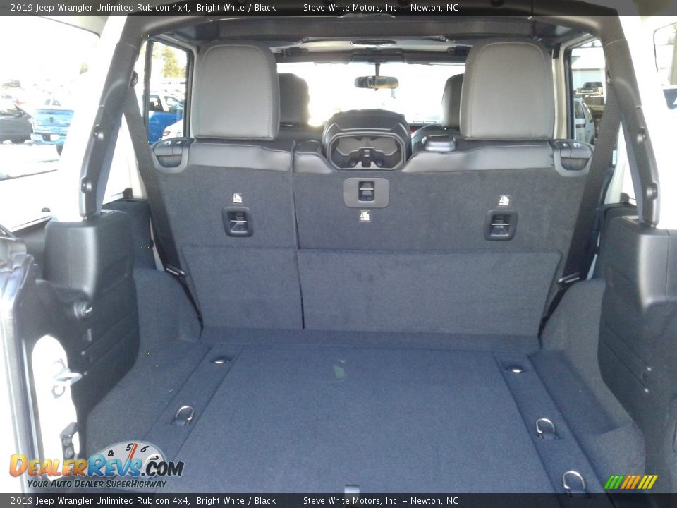 2019 Jeep Wrangler Unlimited Rubicon 4x4 Trunk Photo #13