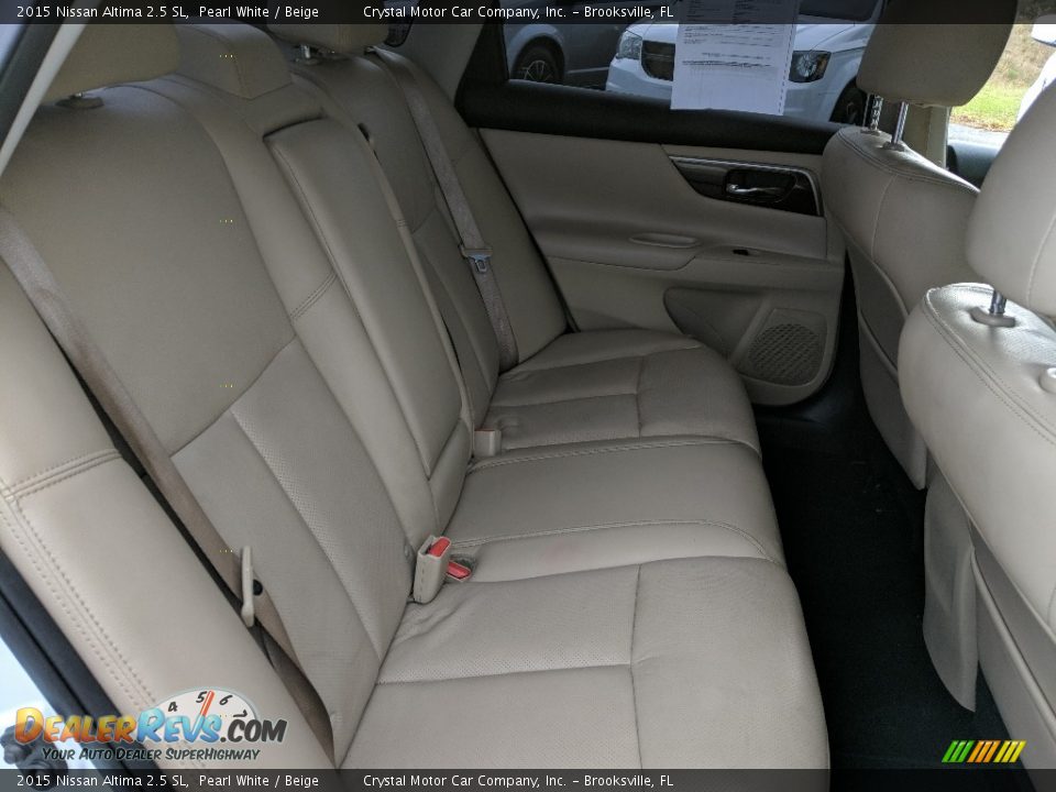2015 Nissan Altima 2.5 SL Pearl White / Beige Photo #11