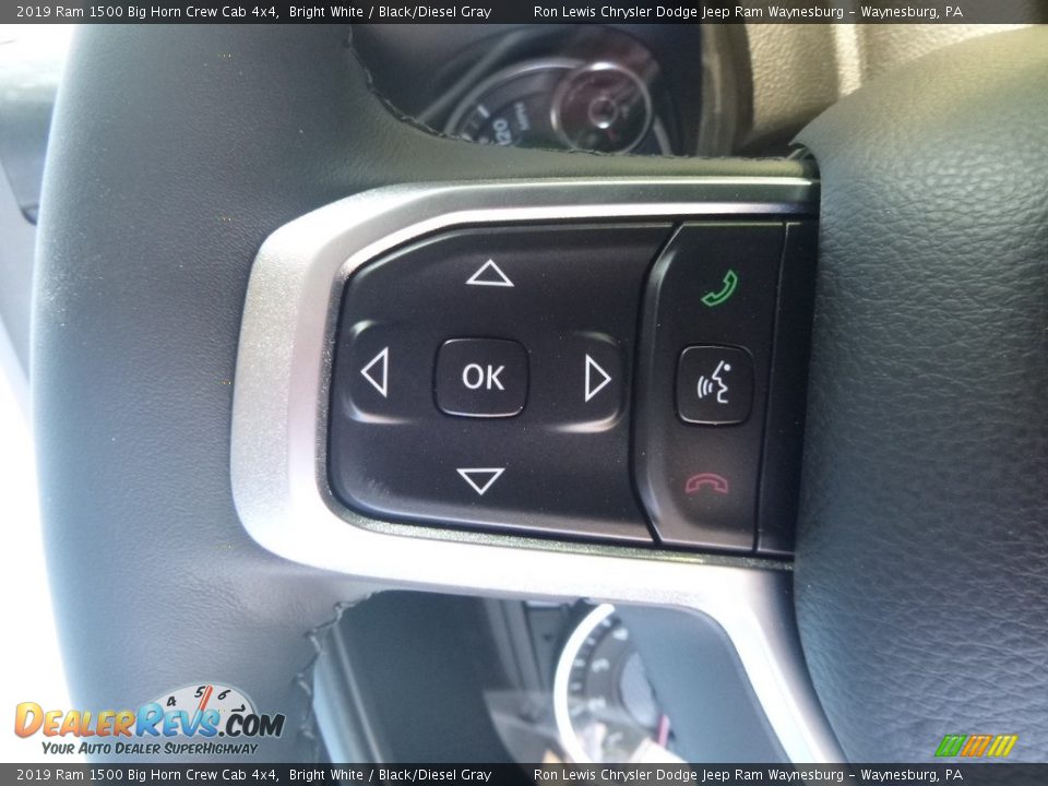 2019 Ram 1500 Big Horn Crew Cab 4x4 Bright White / Black/Diesel Gray Photo #16