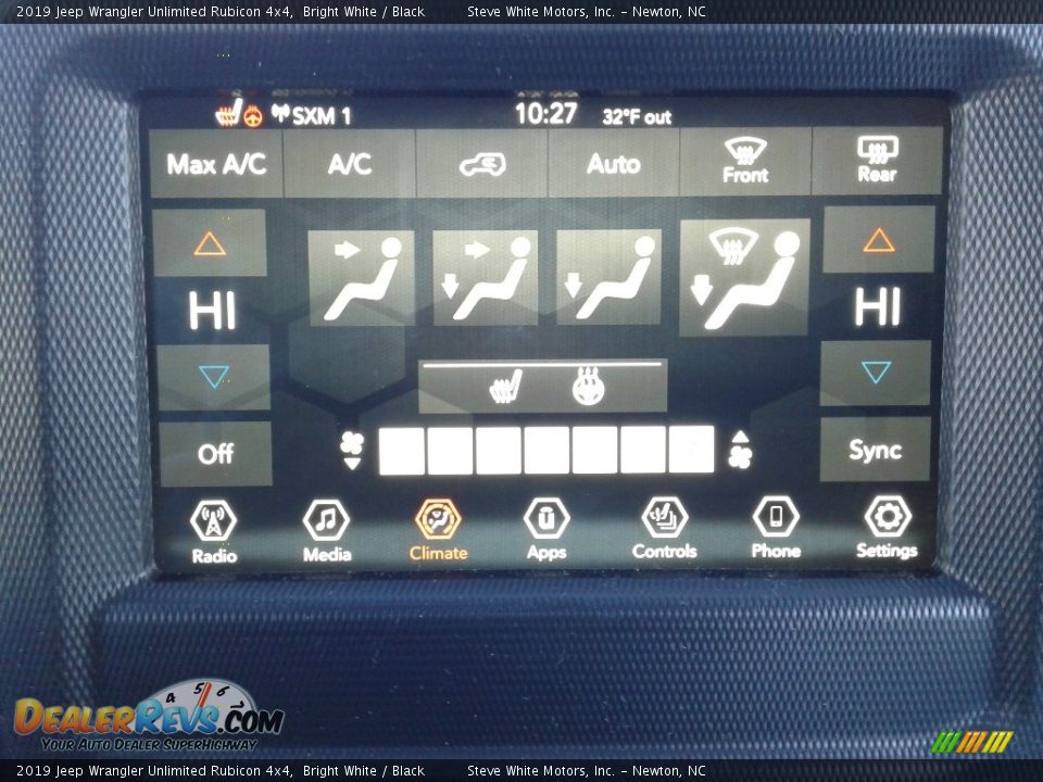 Controls of 2019 Jeep Wrangler Unlimited Rubicon 4x4 Photo #23