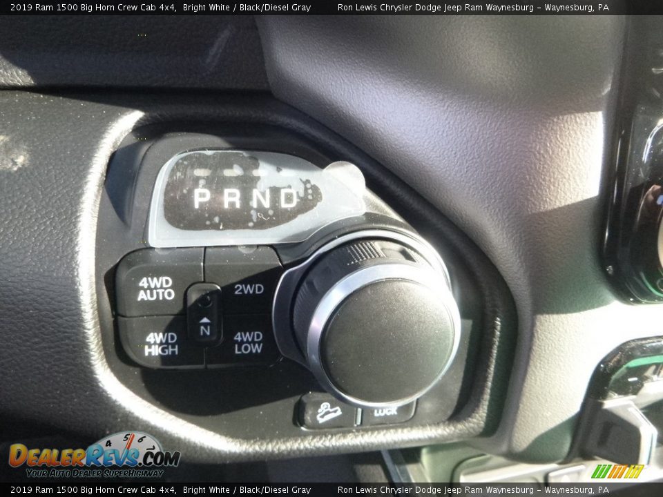 2019 Ram 1500 Big Horn Crew Cab 4x4 Bright White / Black/Diesel Gray Photo #20
