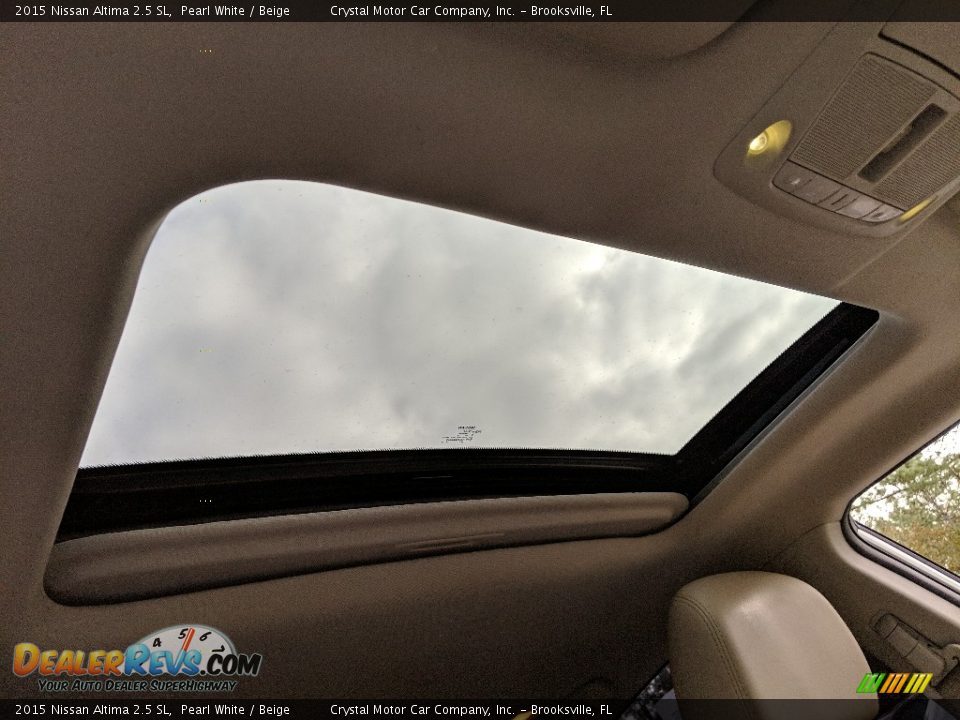 2015 Nissan Altima 2.5 SL Pearl White / Beige Photo #18