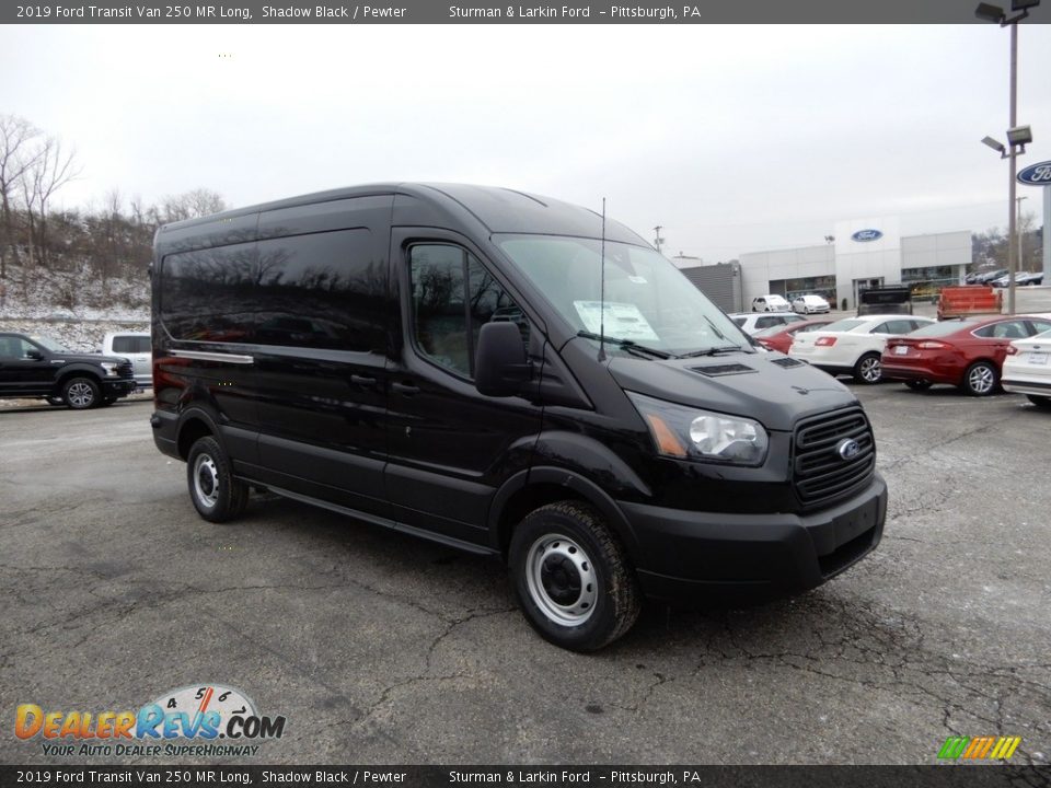 Front 3/4 View of 2019 Ford Transit Van 250 MR Long Photo #1