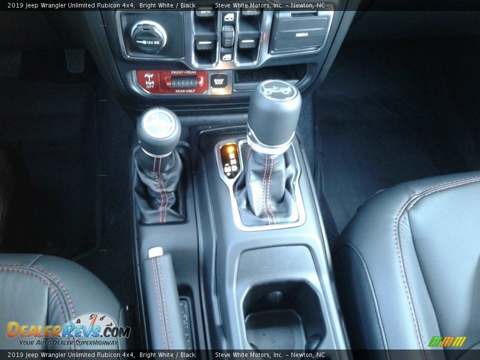 2019 Jeep Wrangler Unlimited Rubicon 4x4 Shifter Photo #27
