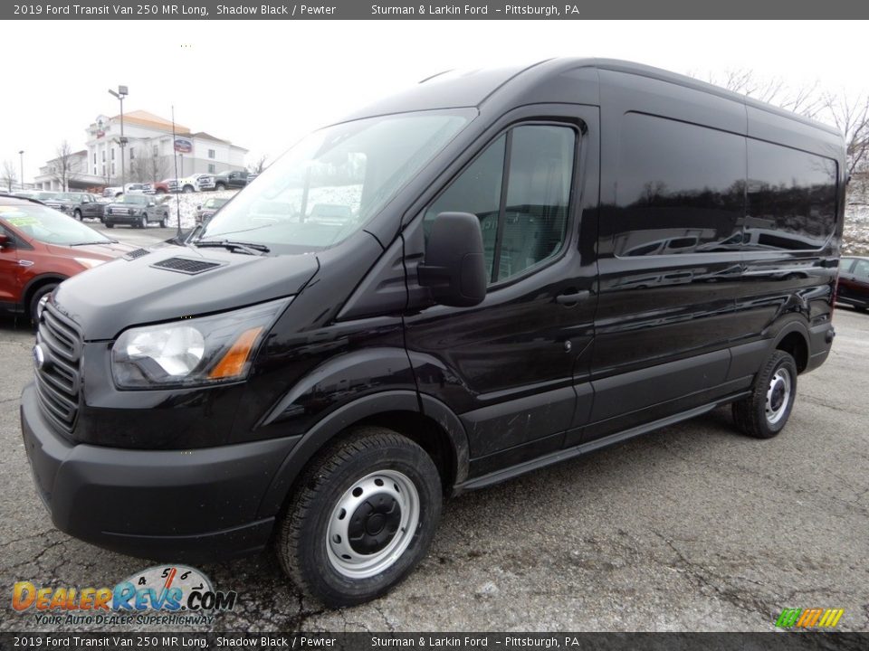 Front 3/4 View of 2019 Ford Transit Van 250 MR Long Photo #8