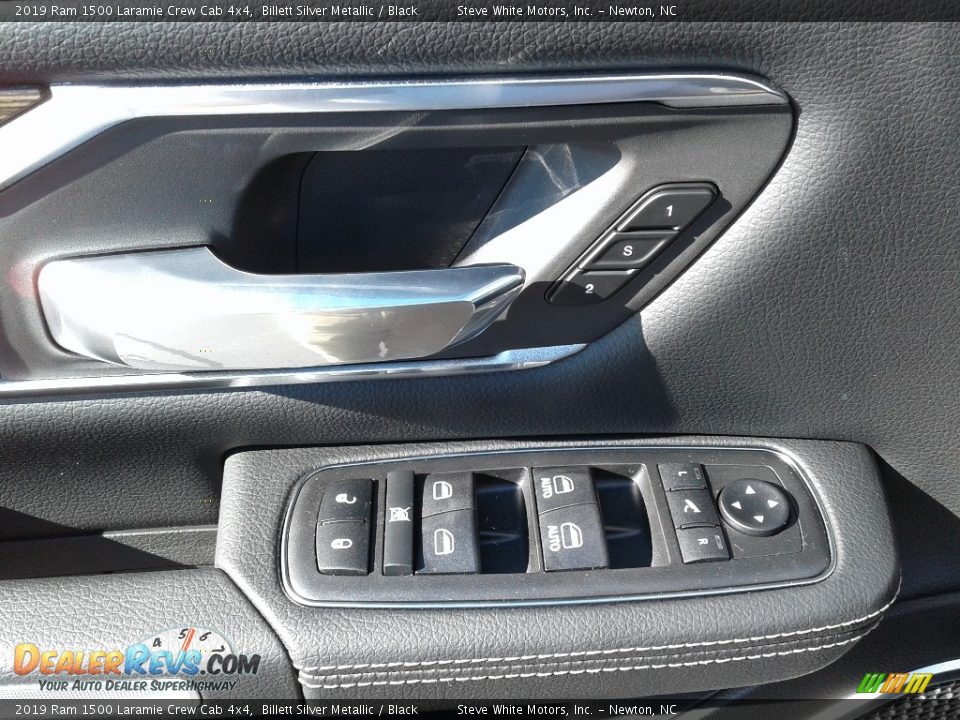 2019 Ram 1500 Laramie Crew Cab 4x4 Billett Silver Metallic / Black Photo #9
