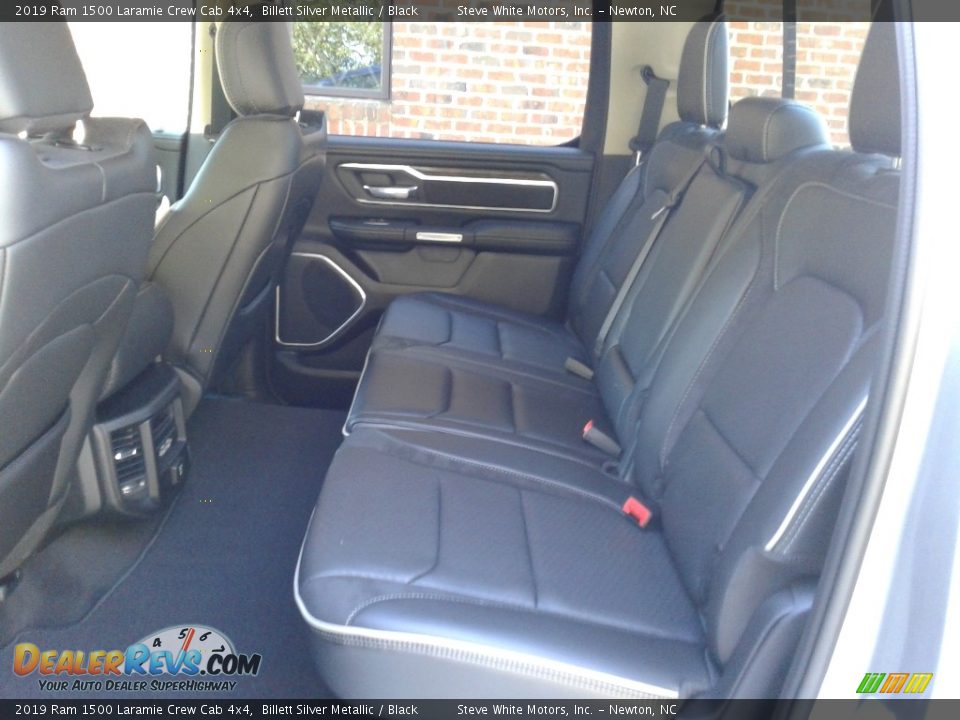 2019 Ram 1500 Laramie Crew Cab 4x4 Billett Silver Metallic / Black Photo #11