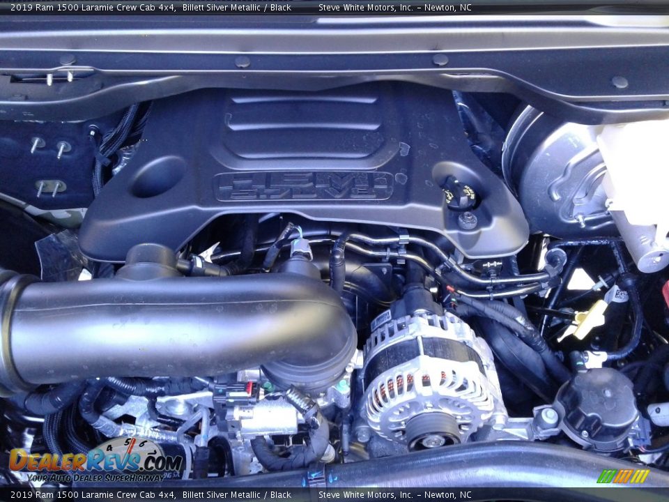 2019 Ram 1500 Laramie Crew Cab 4x4 Billett Silver Metallic / Black Photo #34