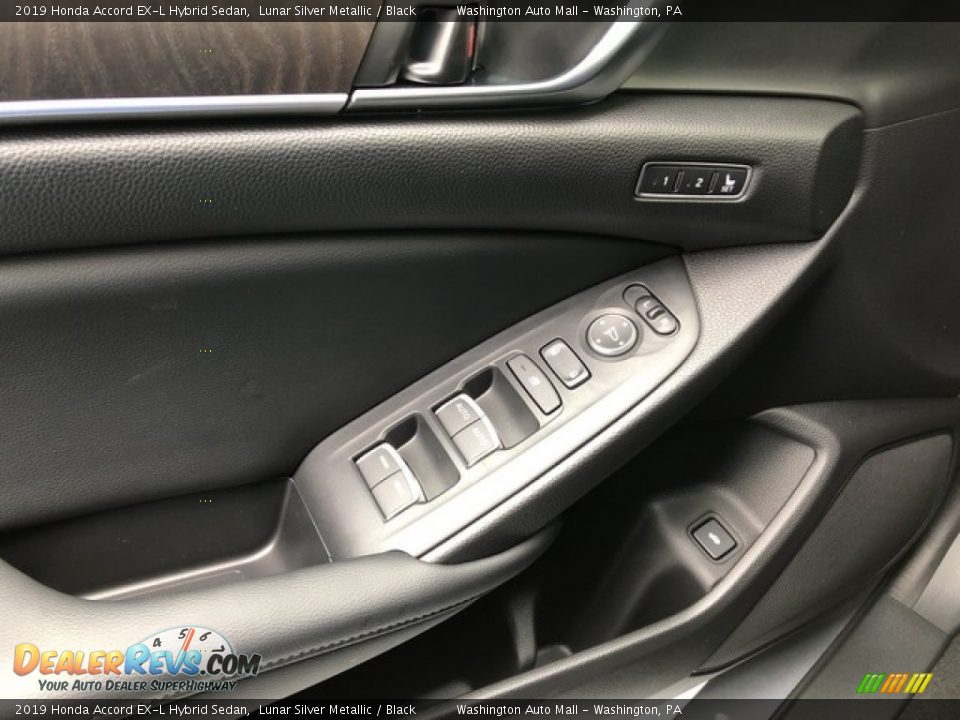 Controls of 2019 Honda Accord EX-L Hybrid Sedan Photo #19