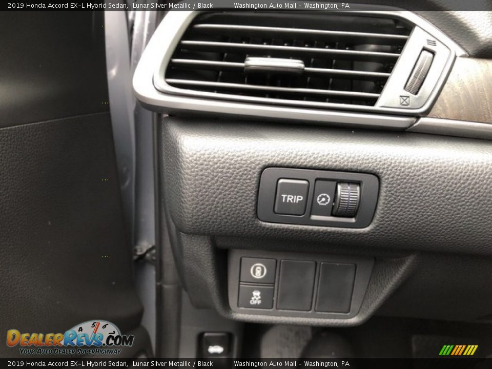 Controls of 2019 Honda Accord EX-L Hybrid Sedan Photo #20