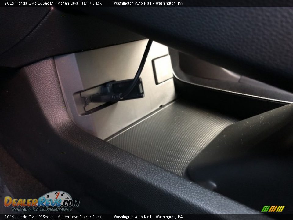 2019 Honda Civic LX Sedan Molten Lava Pearl / Black Photo #21