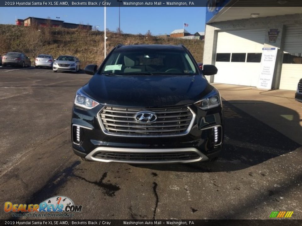 2019 Hyundai Santa Fe XL SE AWD Becketts Black / Gray Photo #10