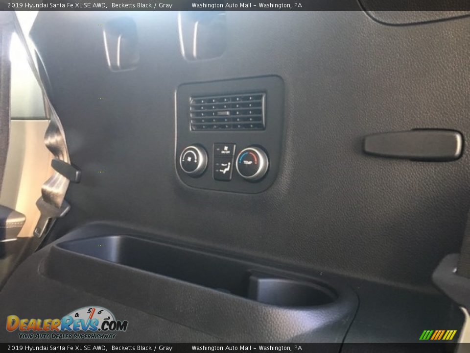 2019 Hyundai Santa Fe XL SE AWD Becketts Black / Gray Photo #14