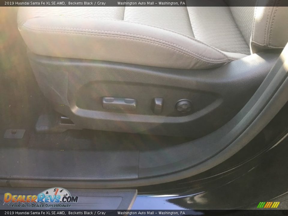 2019 Hyundai Santa Fe XL SE AWD Becketts Black / Gray Photo #19
