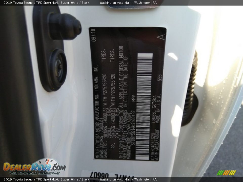 2019 Toyota Sequoia TRD Sport 4x4 Super White / Black Photo #20