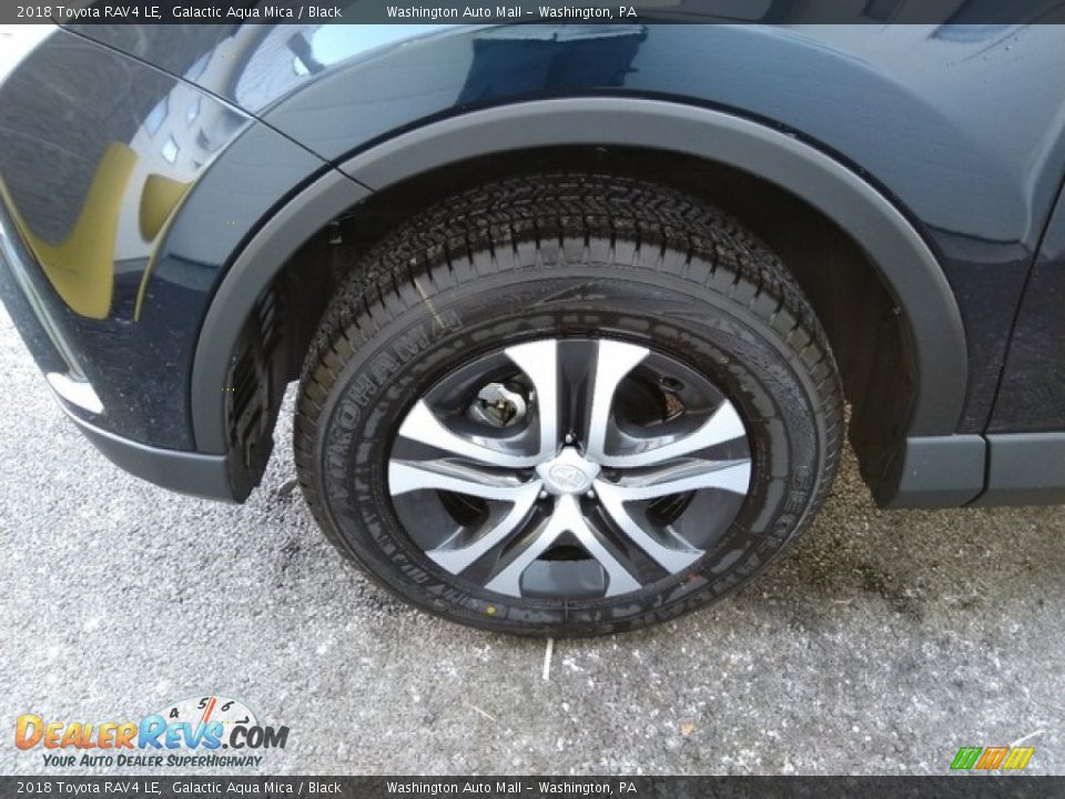 2018 Toyota RAV4 LE Galactic Aqua Mica / Black Photo #9