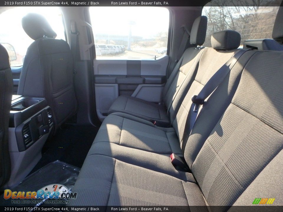 2019 Ford F150 STX SuperCrew 4x4 Magnetic / Black Photo #12