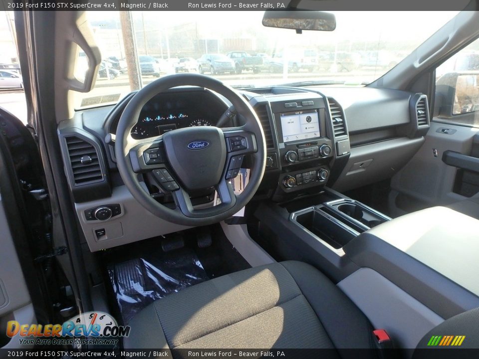 2019 Ford F150 STX SuperCrew 4x4 Magnetic / Black Photo #13