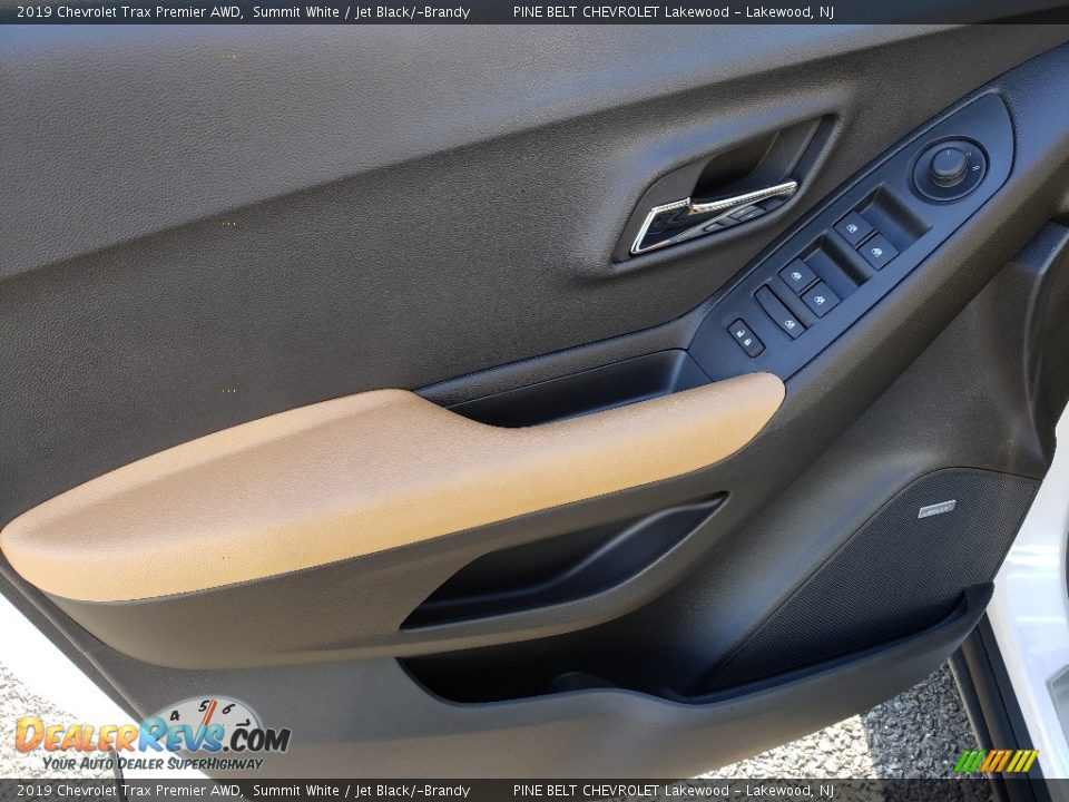 Door Panel of 2019 Chevrolet Trax Premier AWD Photo #8