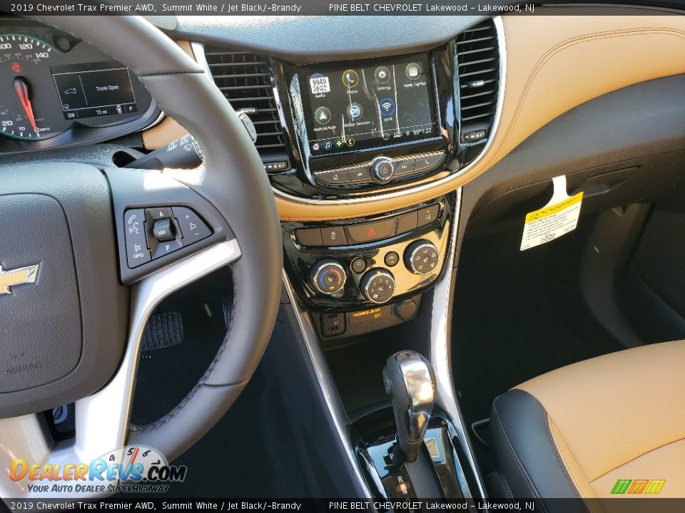 Dashboard of 2019 Chevrolet Trax Premier AWD Photo #10