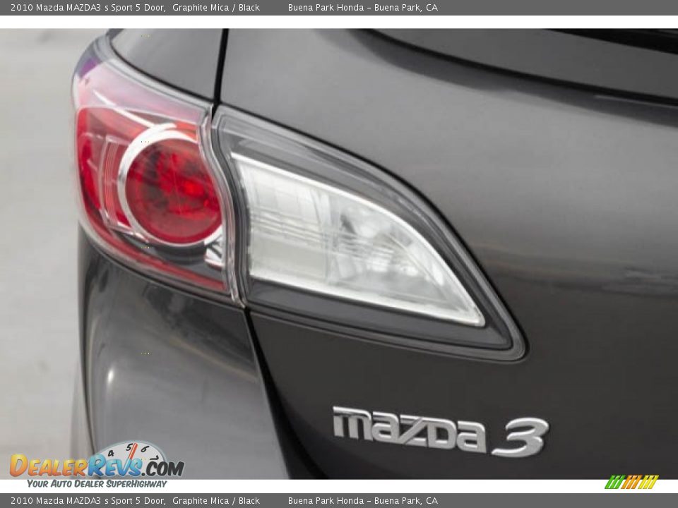 2010 Mazda MAZDA3 s Sport 5 Door Graphite Mica / Black Photo #11