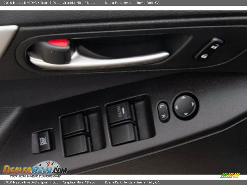 2010 Mazda MAZDA3 s Sport 5 Door Graphite Mica / Black Photo #24